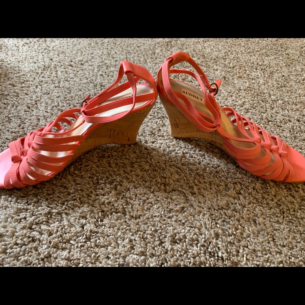 Audrey Brooke sandal - Picture 5 of 5